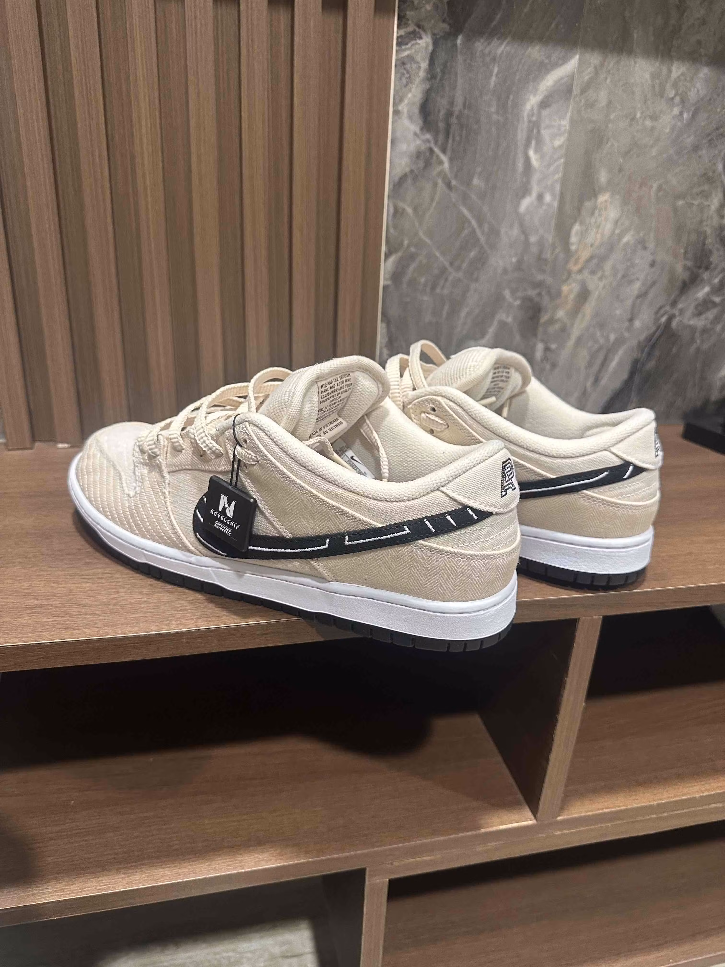 Albino Preto x Nike SB Dunk Low 'Fossil' FD2627-200 Albino Preto x Nike SB Dunk Low 'Fossil' FD2627-200